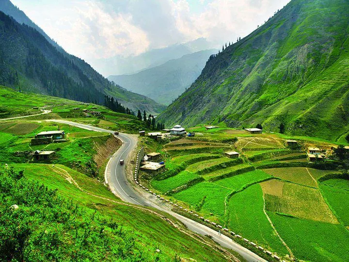 The winding valley road through Batakundi, Kaghan Valley