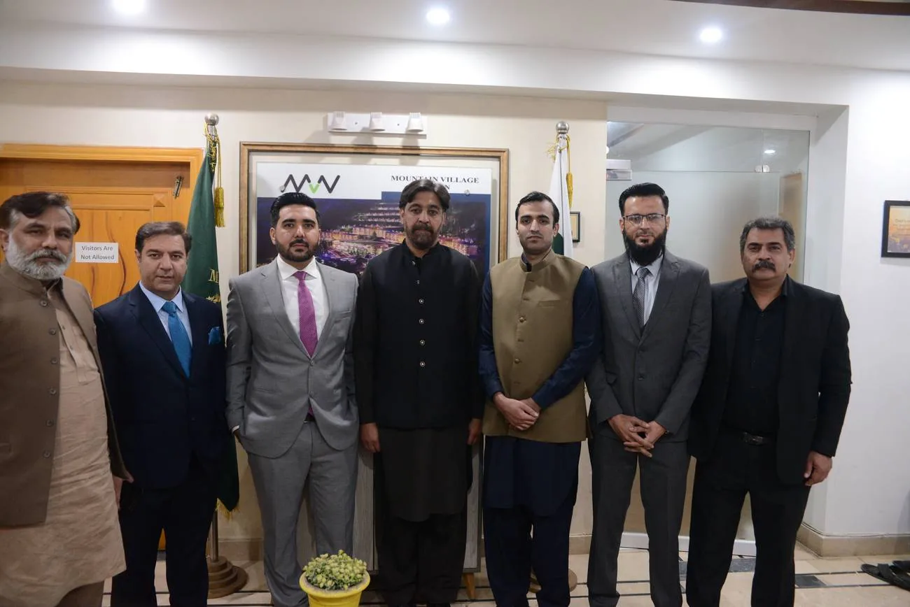 Naran Club gallery photograph 1
