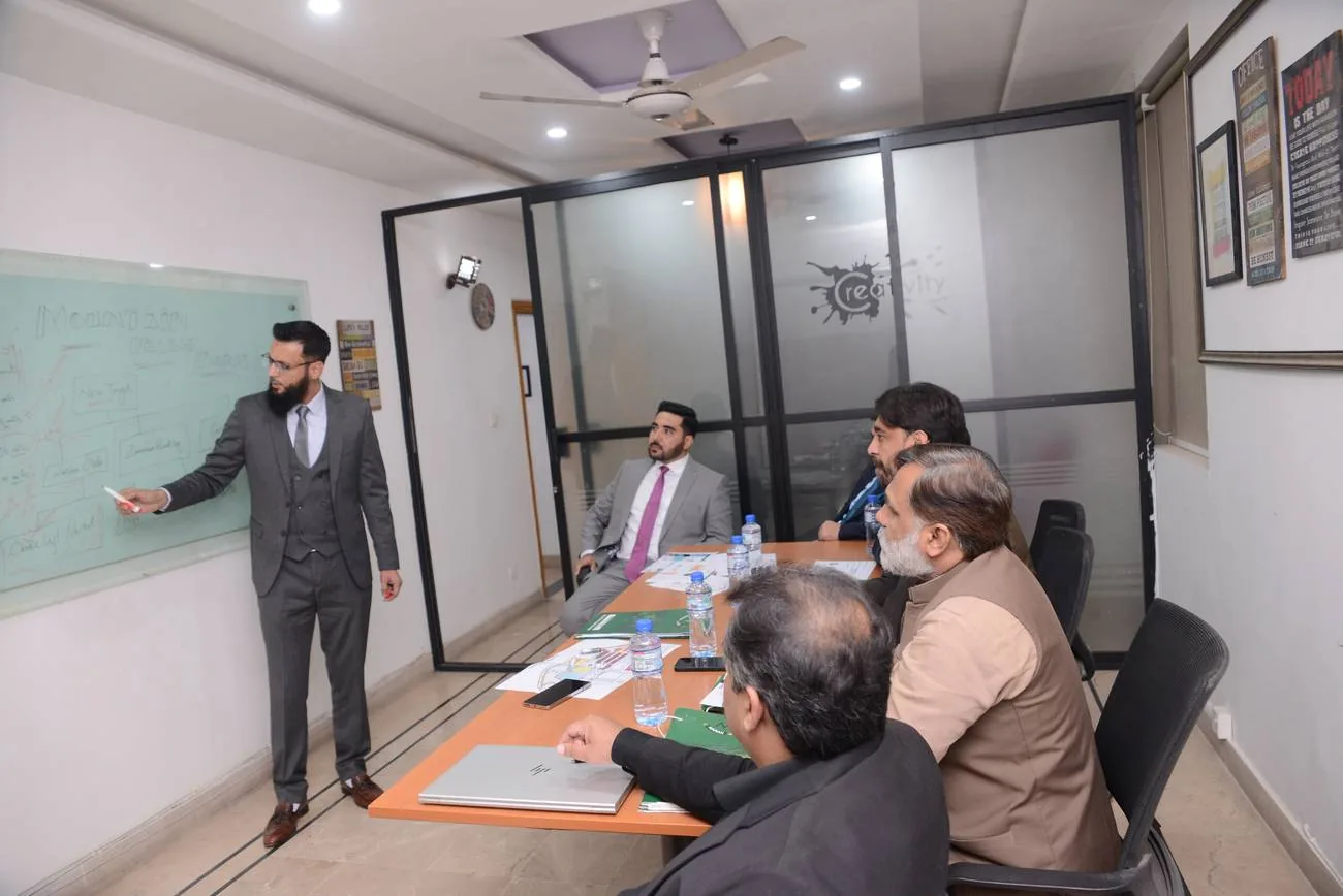 Naran Club gallery photograph 2